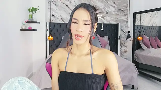 kitty collins  online show from June 2026 11:53:01 AM