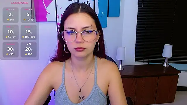 AlanaGarcia19 online show from October 2025 11:47:01 AM