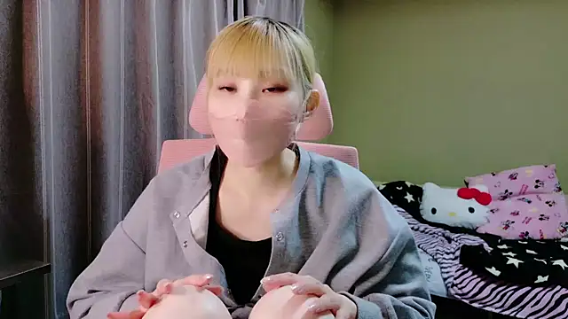 miyu0002 online show from October 2025 03:13:01 PM