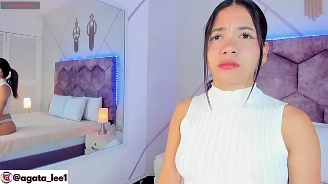 Snapshot of agataa_lee chatting on September 2025 04:01:02 AM agataa lee online show from September 2025 04:01:02 AM