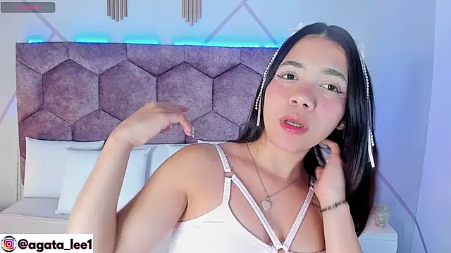 Snapshot of agataa_lee chatting on September 2025 04:03:01 AM agataa lee online show from September 2025 04:03:01 AM