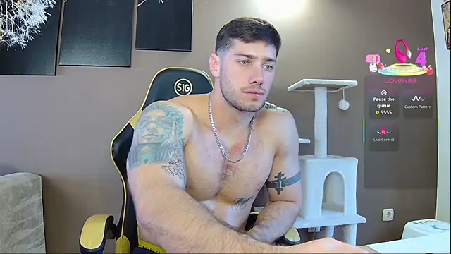 Snapshot of Jason_theGreat chatting on October 2025 01:13:01 PM Jason theGreat online show from October 2025 01:13:01 PM