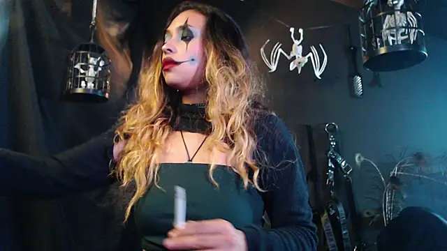 Snapshot of SabaTheCourtesan chatting on October 2025 06:35:02 AM SabaTheCourtesan online show from October 2025 06:35:02 AM