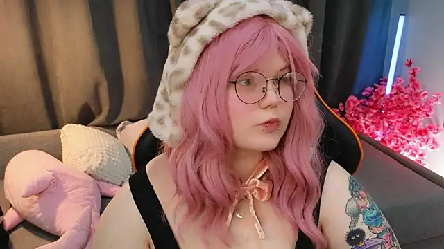 fillisfox  online show from February 2026 11:32:02 AM