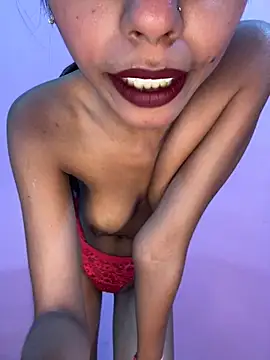 Small Titss online show from April 2026 05:52:01 AM