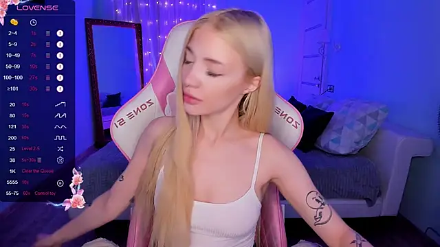 Snapshot of AnyaTaylor_ chatting on October 2025 02:03:02 AM AnyaTaylor online show from October 2025 02:03:02 AM