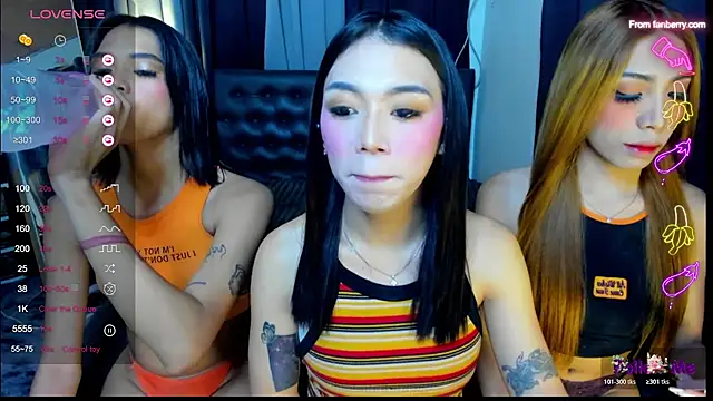 Snapshot of bellamoonlightX chatting on July 2026 08:27:02 AM bellamoonlightX online show from July 2026 08:27:02 AM