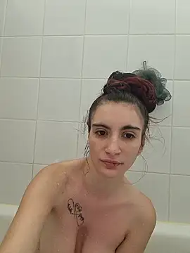 Michou02xXx online show from May 2026 11:20:01 AM