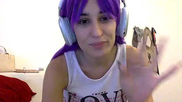 Snapshot of kendrafarq chatting on December 2025 08:05:02 PM kendrafarq online show from December 2025 08:05:02 PM