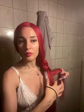 Snapshot of kendrafarq chatting on April 2026 08:45:02 AM kendrafarq online show from April 2026 08:45:02 AM