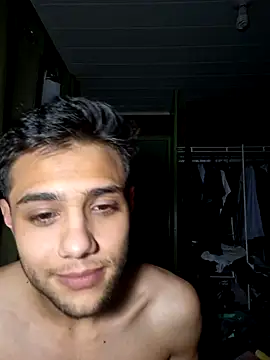 Snapshot of PrettyBoyyy11 chatting on September 2025 06:34:01 AM PrettyBoyyy11 online show from September 2025 06:34:01 AM