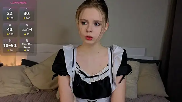 Snapshot of JulietteRain chatting on March 2026 06:07:01 PM JulietteRain online show from March 2026 06:07:01 PM