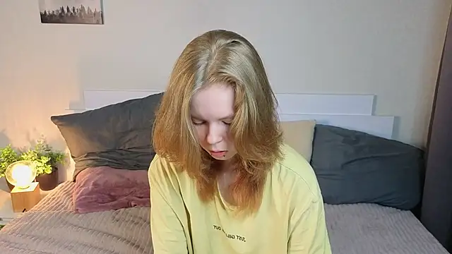 JulietteRain online show from May 2026 07:30:02 PM