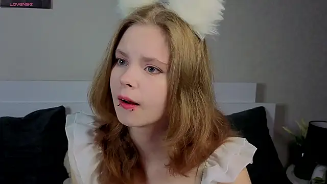 JulietteRain online show from June 2026 08:03:01 PM