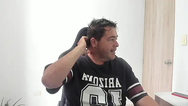 massimo dannger online show from October 2025 03:57:02 PM