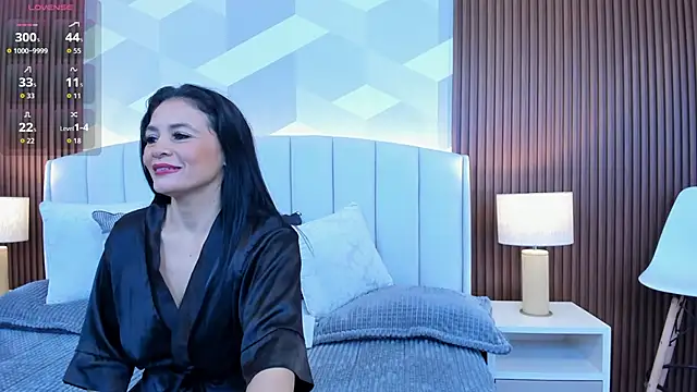 Snapshot of Mommy_Naughty chatting on October 2025 10:56:01 AM Mommy Naughty online show from October 2025 10:56:01 AM