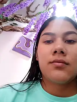 Snapshot of burbuja02 chatting on October 2025 02:18:01 PM burbuja02 online show from October 2025 02:18:01 PM