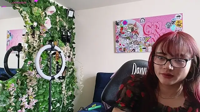 Snapshot of MiaVelvetDoll chatting on February 2026 05:19:02 PM MiaVelvetDoll online show from February 2026 05:19:02 PM