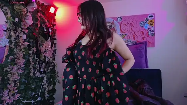 Snapshot of MiaVelvetDoll chatting on February 2026 02:38:02 PM MiaVelvetDoll online show from February 2026 02:38:02 PM