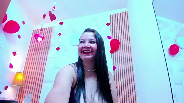 CharlotteSchmidtt online show from February 2026 11:43:02 AM