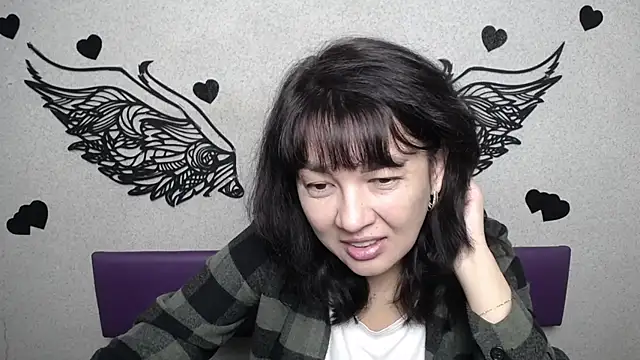 Snapshot of SelenaFly chatting on September 2025 05:09:01 AM SelenaFly online show from September 2025 05:09:01 AM