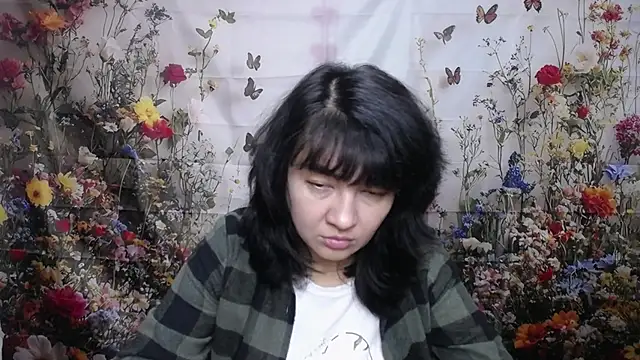 SelenaFly online show from October 2025 05:43:02 AM