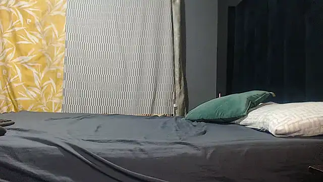SEXYHUGEASS21 online show from June 2026 05:05:01 AM