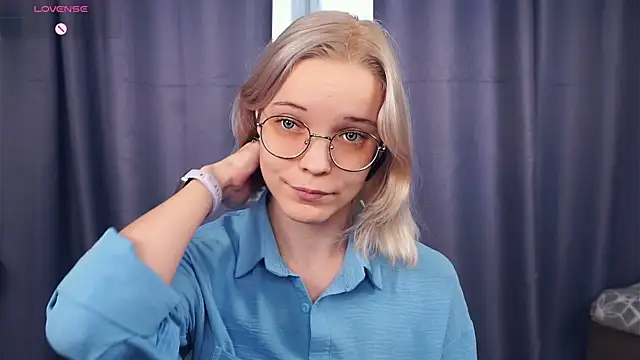 EdaKirkIin online show from October 2025 05:29:02 AM