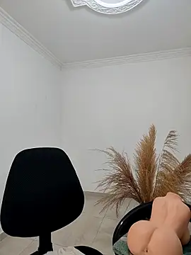 liambolt online show from February 2026 03:01:01 PM