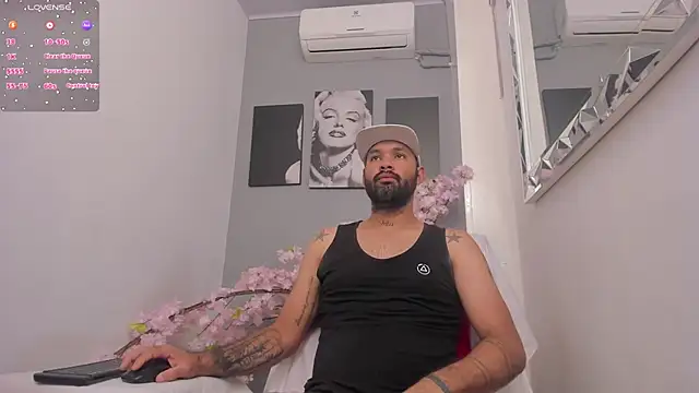 Zane Cross online show from October 2025 11:31:01 AM