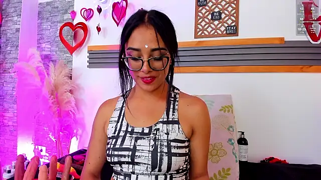 Sarita  love online show from February 2026 02:08:01 AM