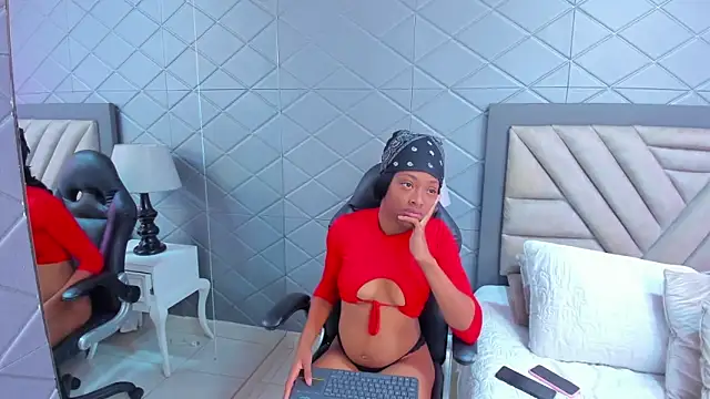 Snapshot of ElisabettaMonroy chatting on September 2025 03:50:01 PM ElisabettaMonroy online show from September 2025 03:50:01 PM