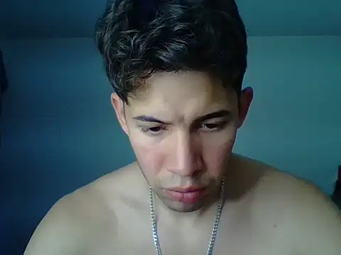 Maxtaylor18 online show from January 2026 11:52:02 PM