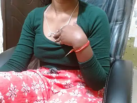 Snapshot of shallyji chatting on October 2025 02:40:01 PM shallyji online show from October 2025 02:40:01 PM