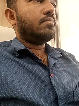 Snapshot of VJ17 chatting on November 2025 06:02:02 AM VJ17 online show from November 2025 06:02:02 AM