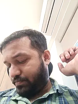 Snapshot of VJ17 chatting on April 2026 08:01:02 AM VJ17 online show from April 2026 08:01:02 AM