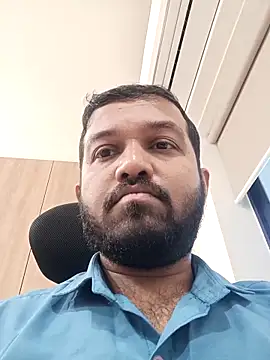 Snapshot of VJ17 chatting on April 2026 06:14:01 AM VJ17 online show from April 2026 06:14:01 AM