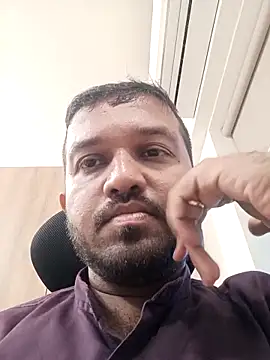 Snapshot of VJ17 chatting on April 2026 10:21:01 AM VJ17 online show from April 2026 10:21:01 AM