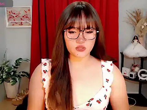 donna leighTs online show from November 2025 12:09:01 AM