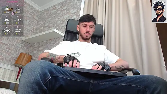 JonahShaw online show from November 2025 05:42:01 AM