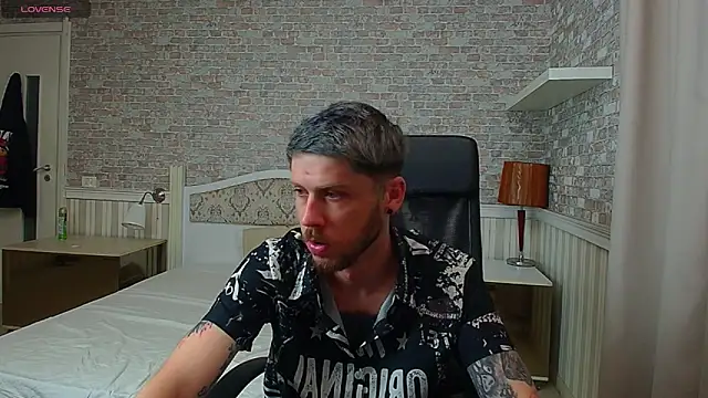 JonahShaw online show from June 2026 03:49:01 AM
