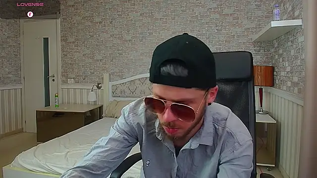 JonahShaw online show from June 2026 04:13:01 AM