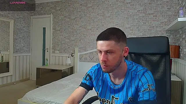 JonahShaw online show from June 2026 04:10:01 AM