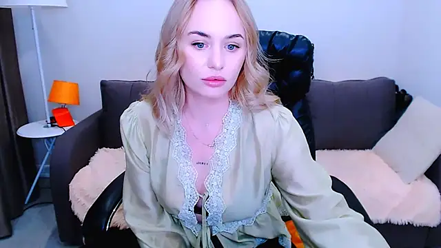 LiluMoon   online show from June 2026 11:14:02 AM