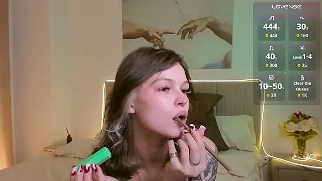 Lisa Blossom online show from September 2025 06:07:01 AM