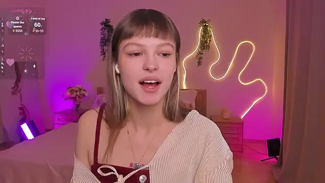 Lisa Blossom online show from March 2026 06:42:02 AM