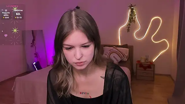 Lisa Blossom online show from May 2026 06:08:01 AM