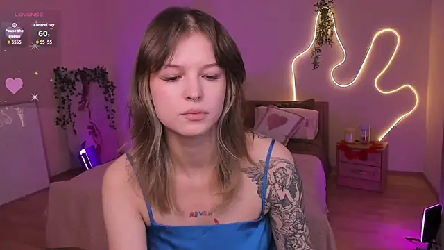 Lisa Blossom online show from June 2026 06:05:01 AM