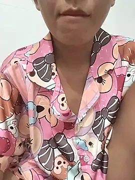 Snapshot of Sexyladzy chatting on September 2025 01:46:01 PM Sexyladzy online show from September 2025 01:46:01 PM