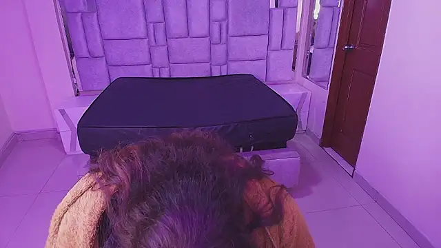  Emily rosee  online show from January 2026 11:27:02 AM